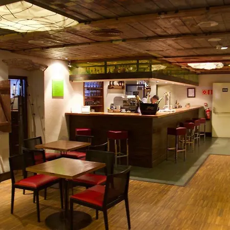 Santa Cristina Petit Hotel