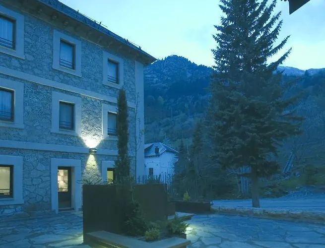 Santa Cristina Petit Hotel 3*